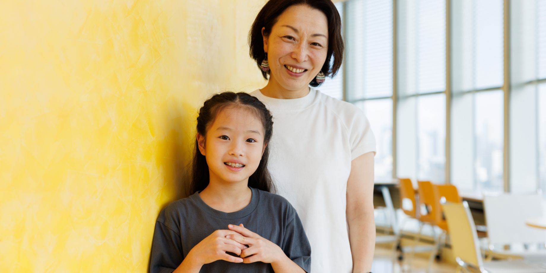 Keiko Saito (Automobility Business Strategic Planning Division, Next Generation Automobility Business Division, and DX Strategy Division) and her daughter, Rinka