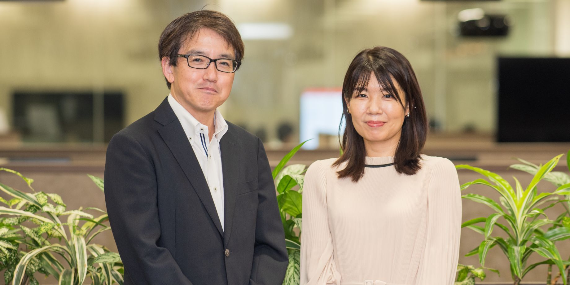 Mr. Goto, Deputy General Manager (left), and Ms. Tamaki, Manager (right), of the Risk Management Division